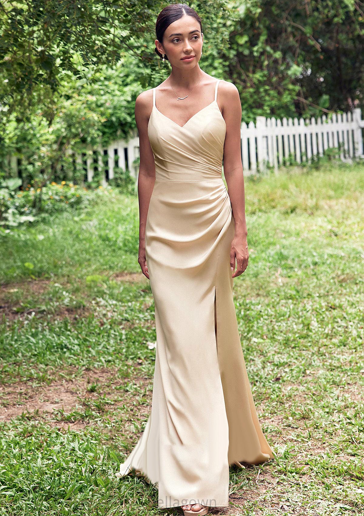 Sheath/Column V Neck Sleeveless Floor-Length Stretch Satin Bridesmaid Dresses with Pleated Split Amirah DNP0025222