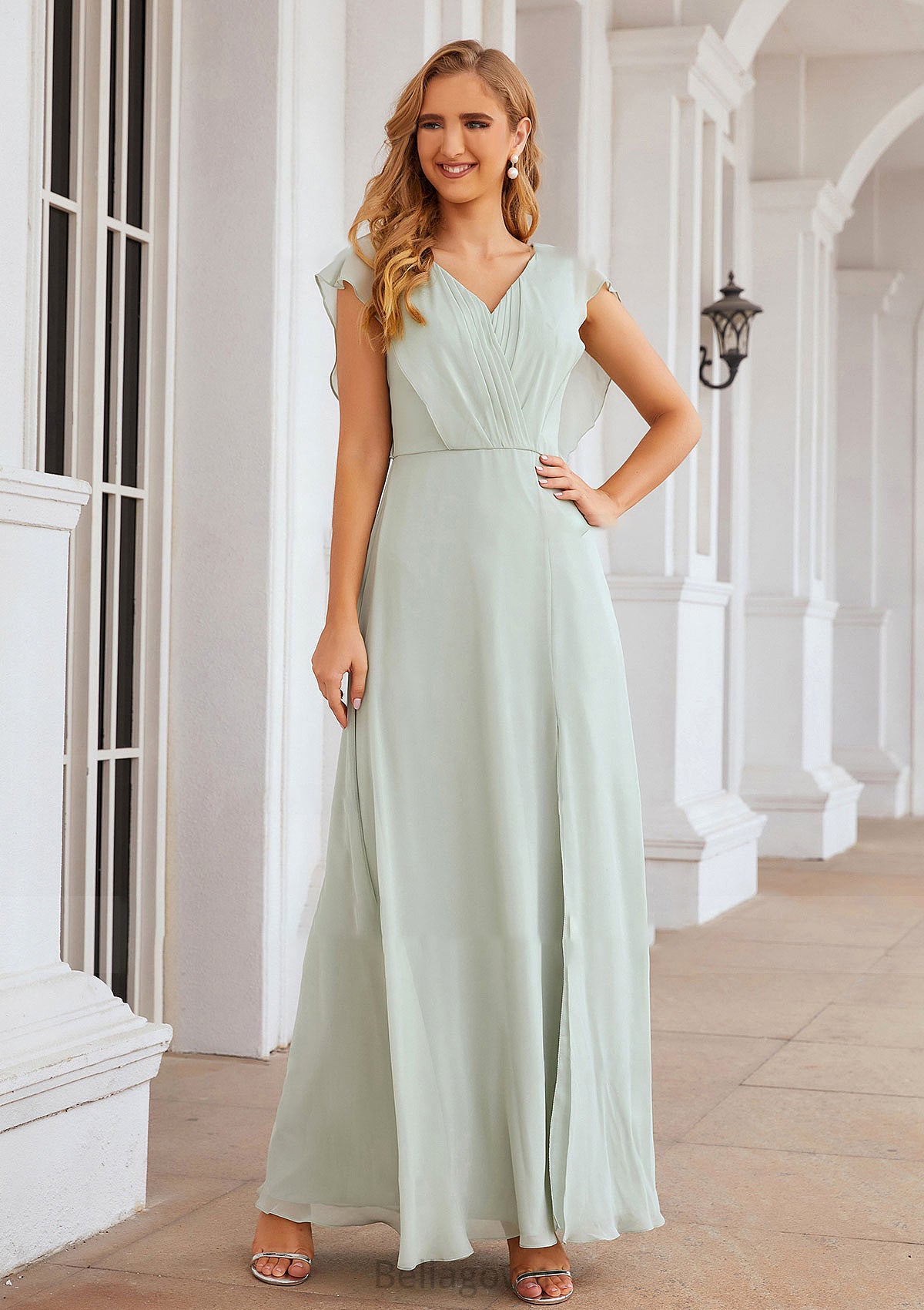 A-line V Neck Sleeveless Long/Floor-Length Chiffon Bridesmaid Dresses With Pleated Split Zoie DNP0025372