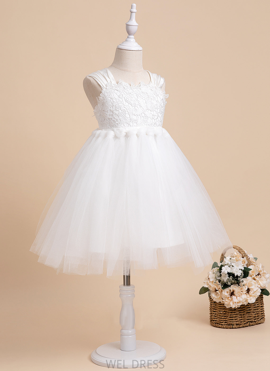 - Square With Knee-length Dress Neckline Flower Sleeveless Ball-Gown/Princess Girl Flower Girl Dresses Bow(s) Jamie Tulle