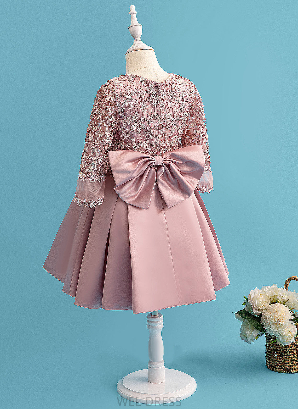 Rayne Bow(s) - Long Sleeves Flower With Girl Dress Flower Girl Dresses Knee-length Scoop Neck A-Line Satin/Lace